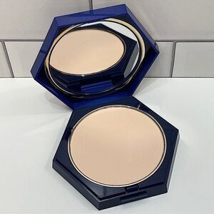 Dior 601 Transparent Light DiorLight Pressed Powder